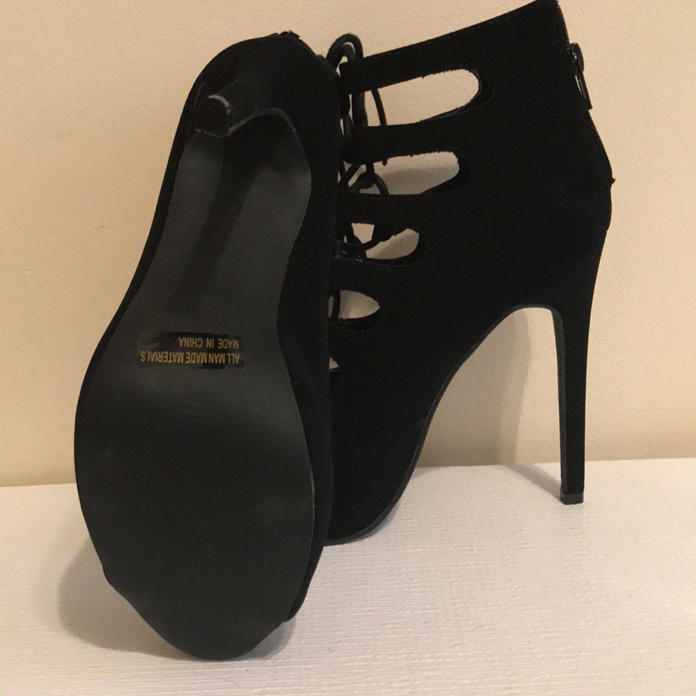 Black heels - 5 inches - Picture 2 of 4