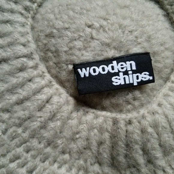 SOLD Knit hat - Picture 6 of 7