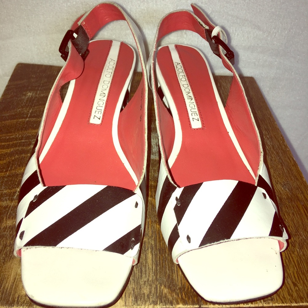 Adolfo Dominguez Slingbacks