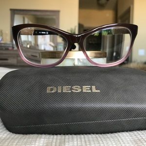 Diesel eyeglass frame and case