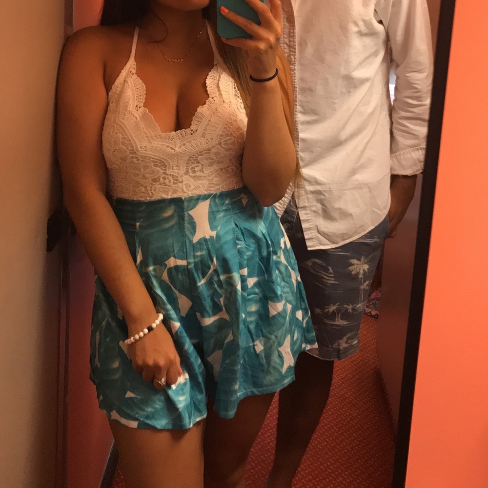 beautiful floral romper!!