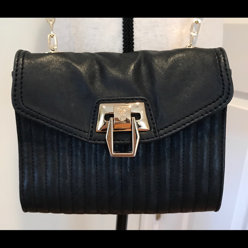 Gorgeous Bill Blass cross body bag