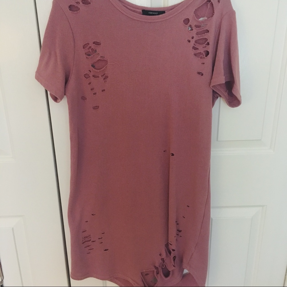 FOREVER 21 distressed t-shirt dress