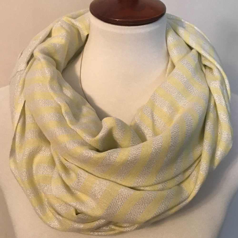 Anthropologie infinity scarf