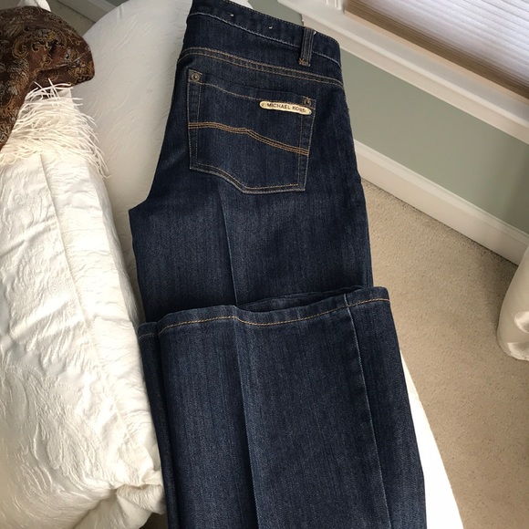 Micheal Kors boot cut jeans - Picture 6 of 6