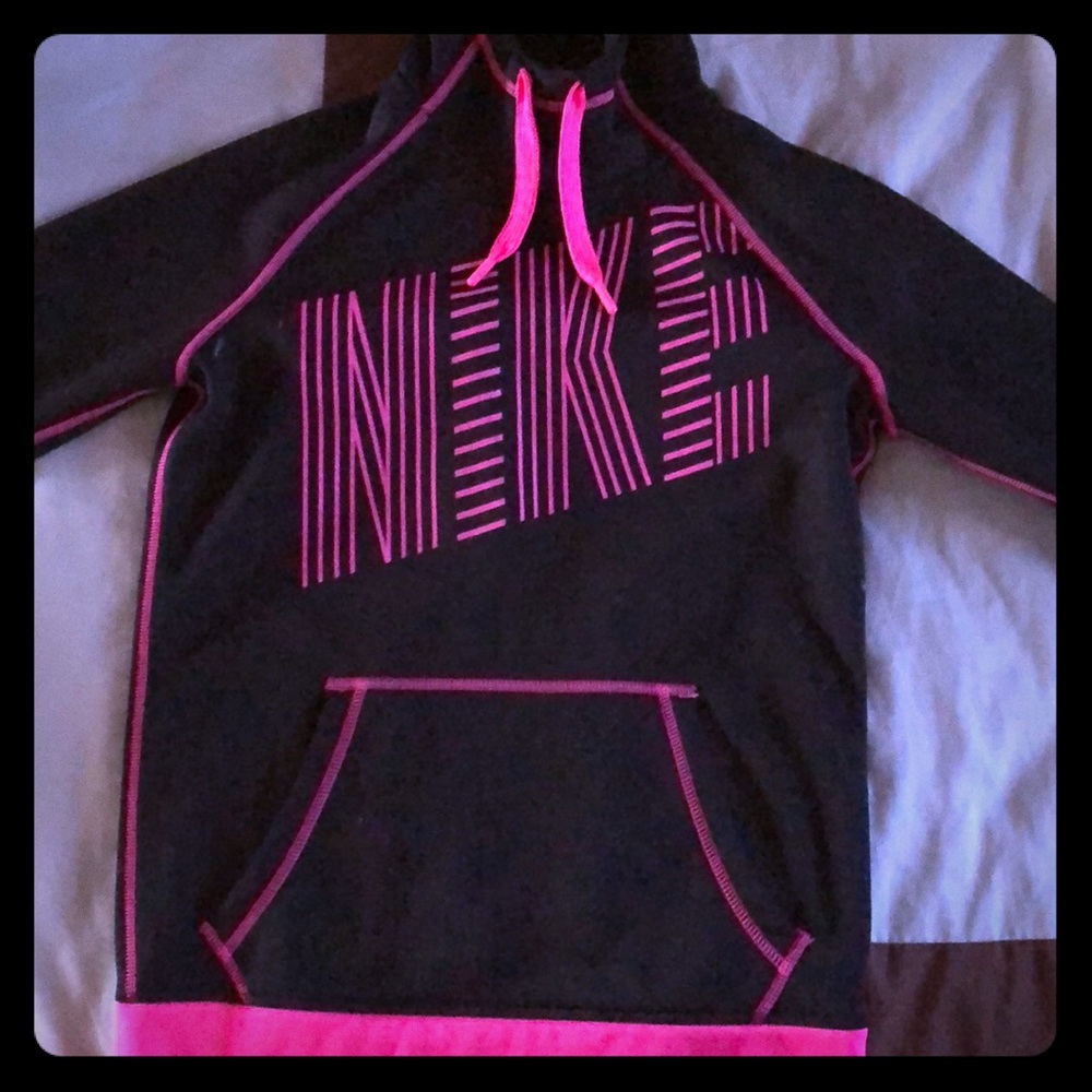 Nike women’s hoodie