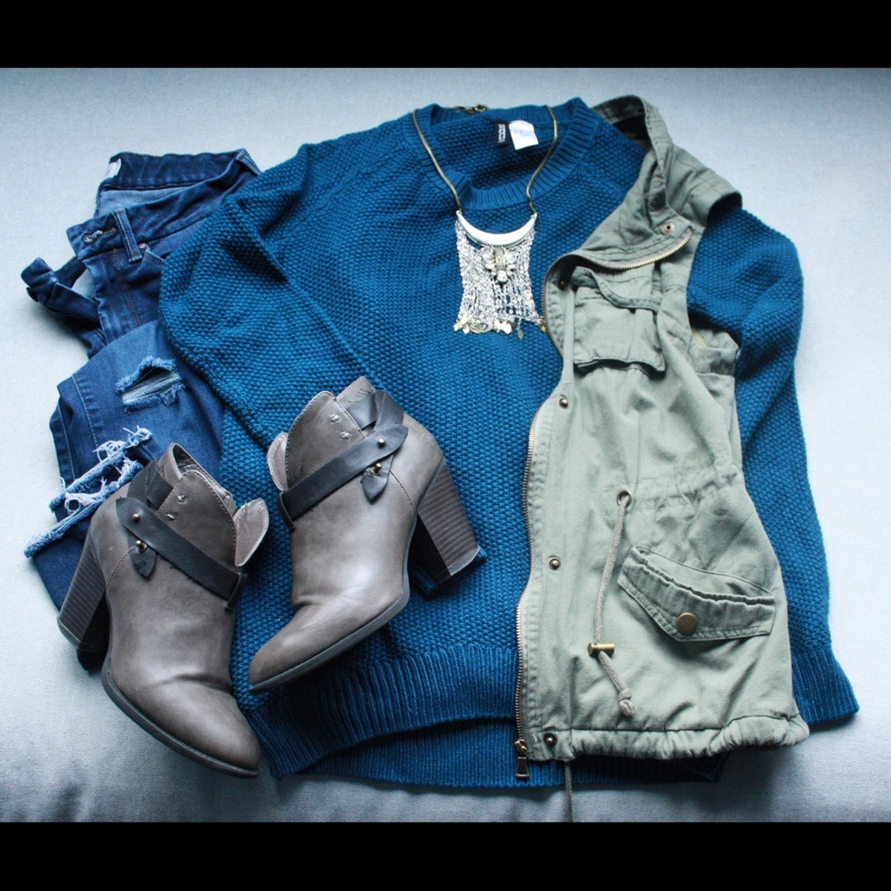 H&M Teal Blue Sweater