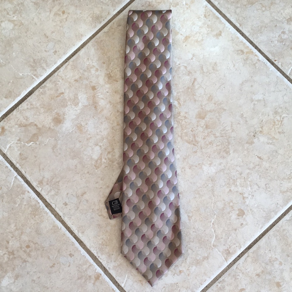 Men's necktie