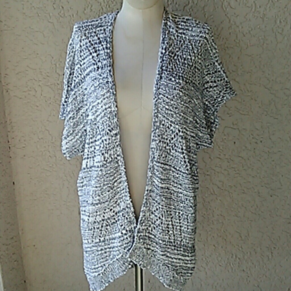 Abercrombie sweater size L