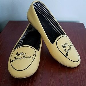 Hello Sunshine Flats
