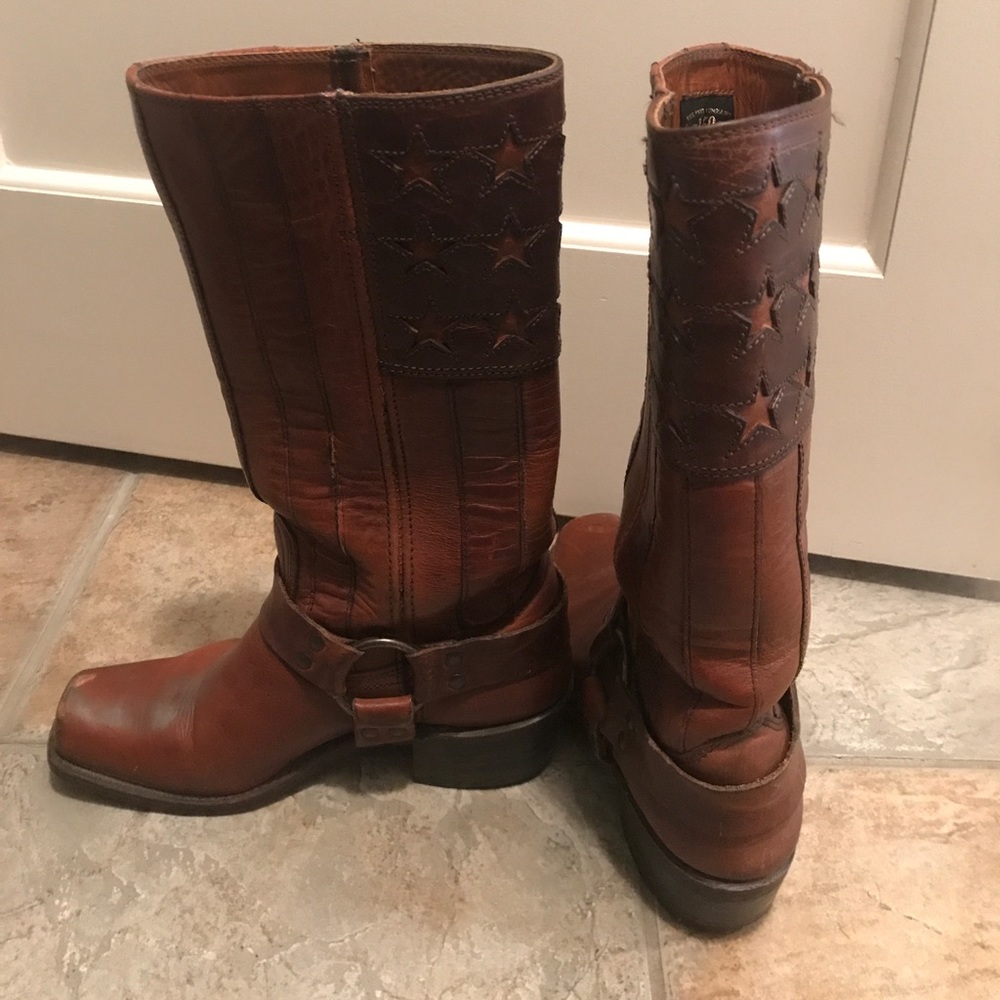 Limited Edition American Flag Frye Boots - Picture 2 of 7