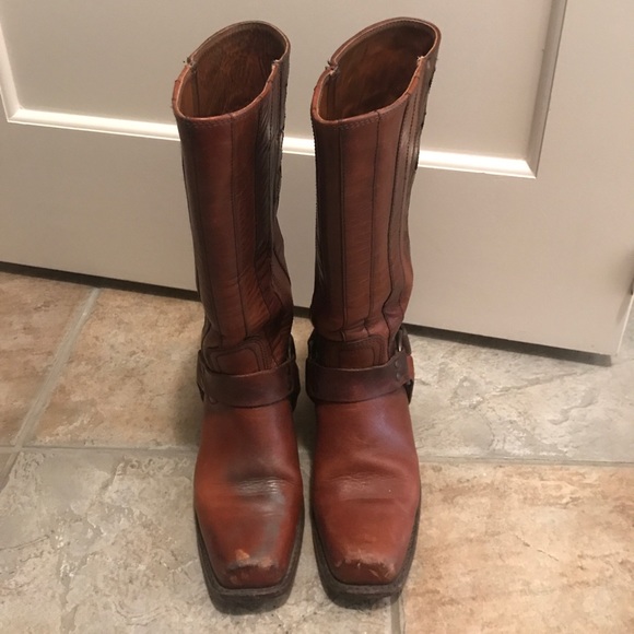 Limited Edition American Flag Frye Boots - Picture 3 of 7