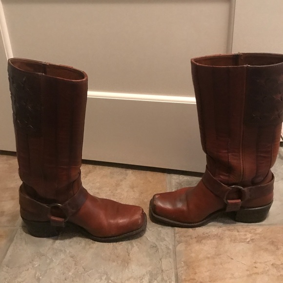 Limited Edition American Flag Frye Boots - Picture 5 of 7