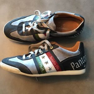 😎 Italian Sneakers.