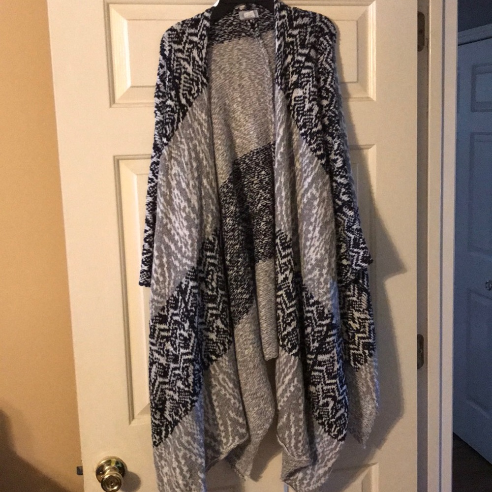 Avenue Cardigan/Poncho😍😍-Plus Size