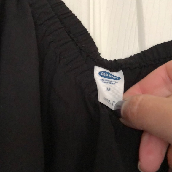 Super cute black cold shoulder t - Picture 3 of 4