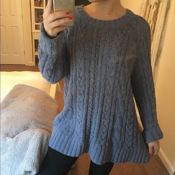 SUPER SOFT sweater!! - Picture 2 of 4