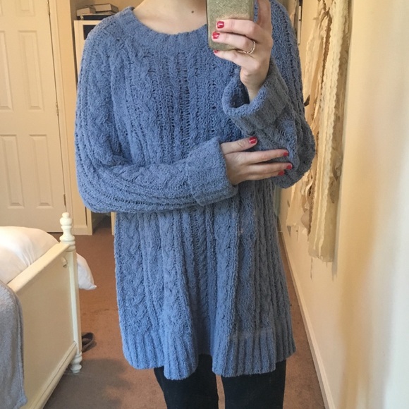 SUPER SOFT sweater!! - Picture 4 of 4