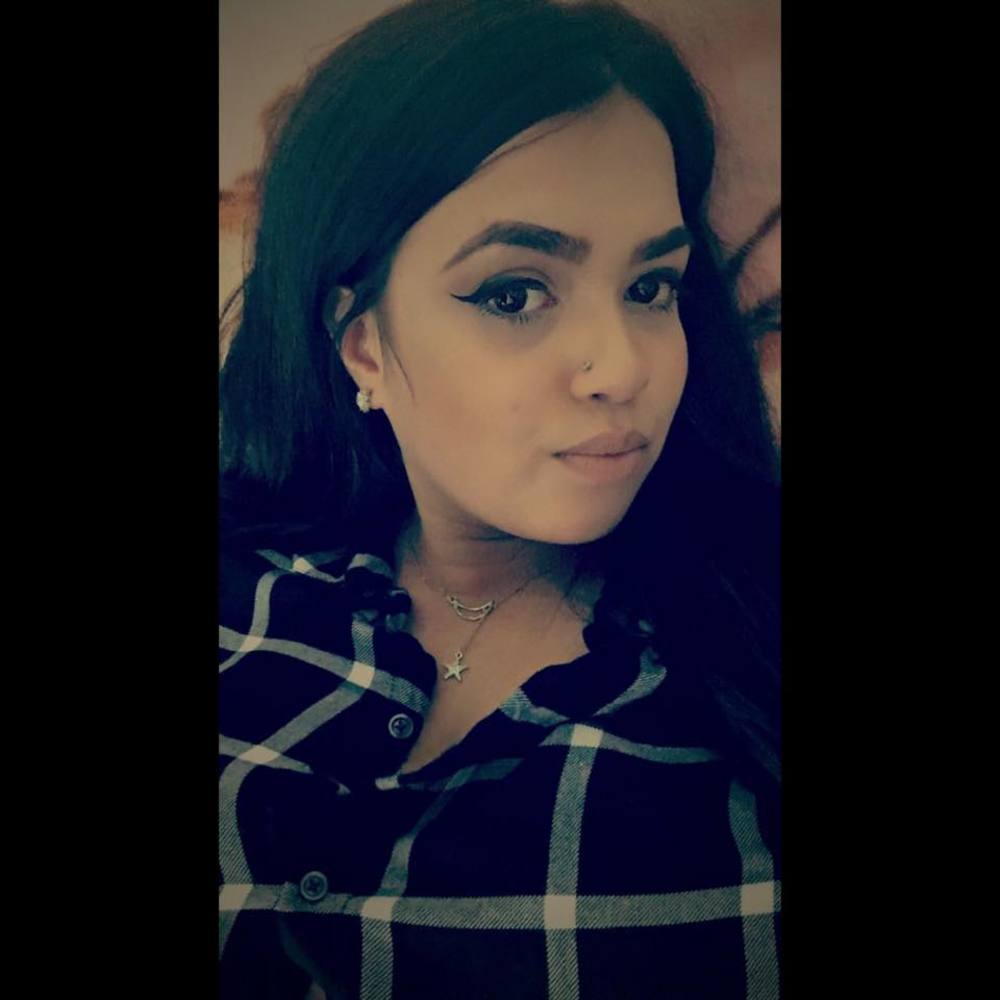 Meet your Posher, Adilah
