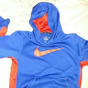 Nike hoodie size M