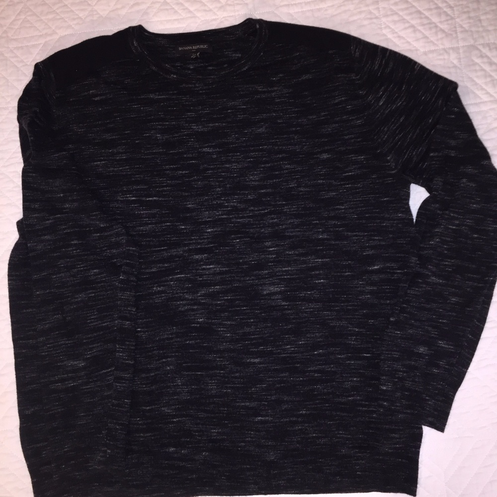 Banana Republic Crew Neck Sweater