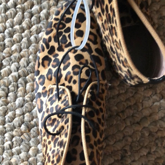 Women's Leopard Boots - Picture 6 of 8