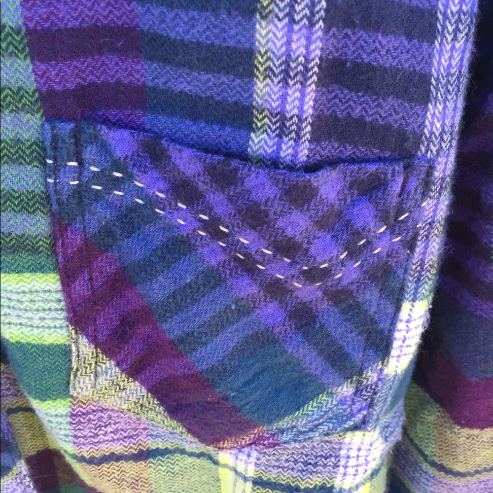 Bundle (2) long sleeve plaid flannel shirts