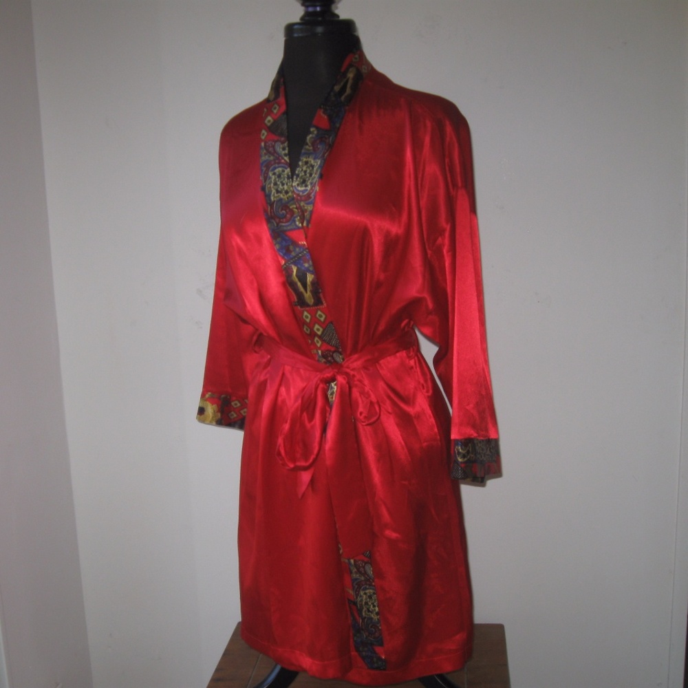 Red Satin Robe Vanity Fair Size Med EUC