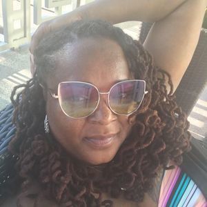 Meet your Posher, Lashonda