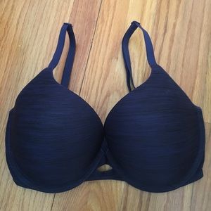 Navy Victoria’s Secret Bra 32DDD - NWOT