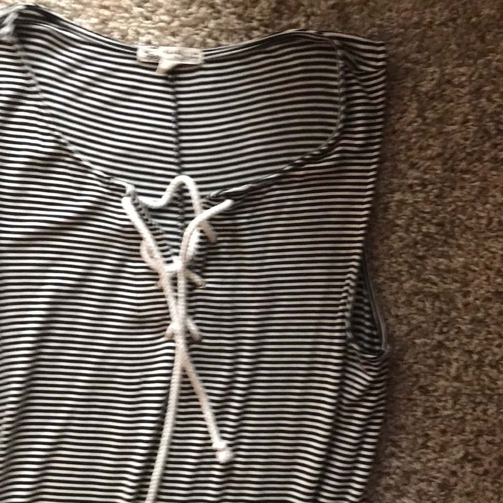 Black and whit maxi dress