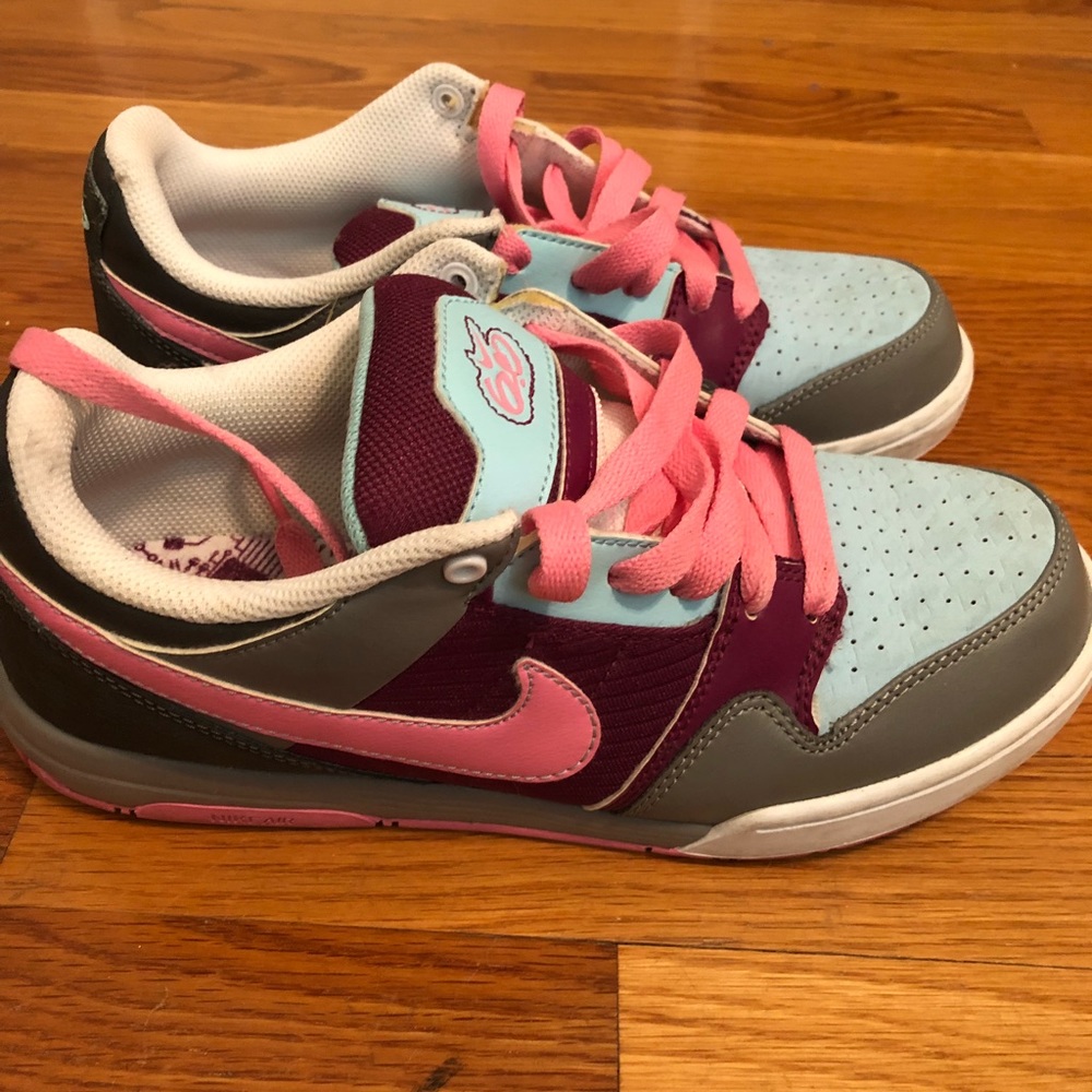 Nike