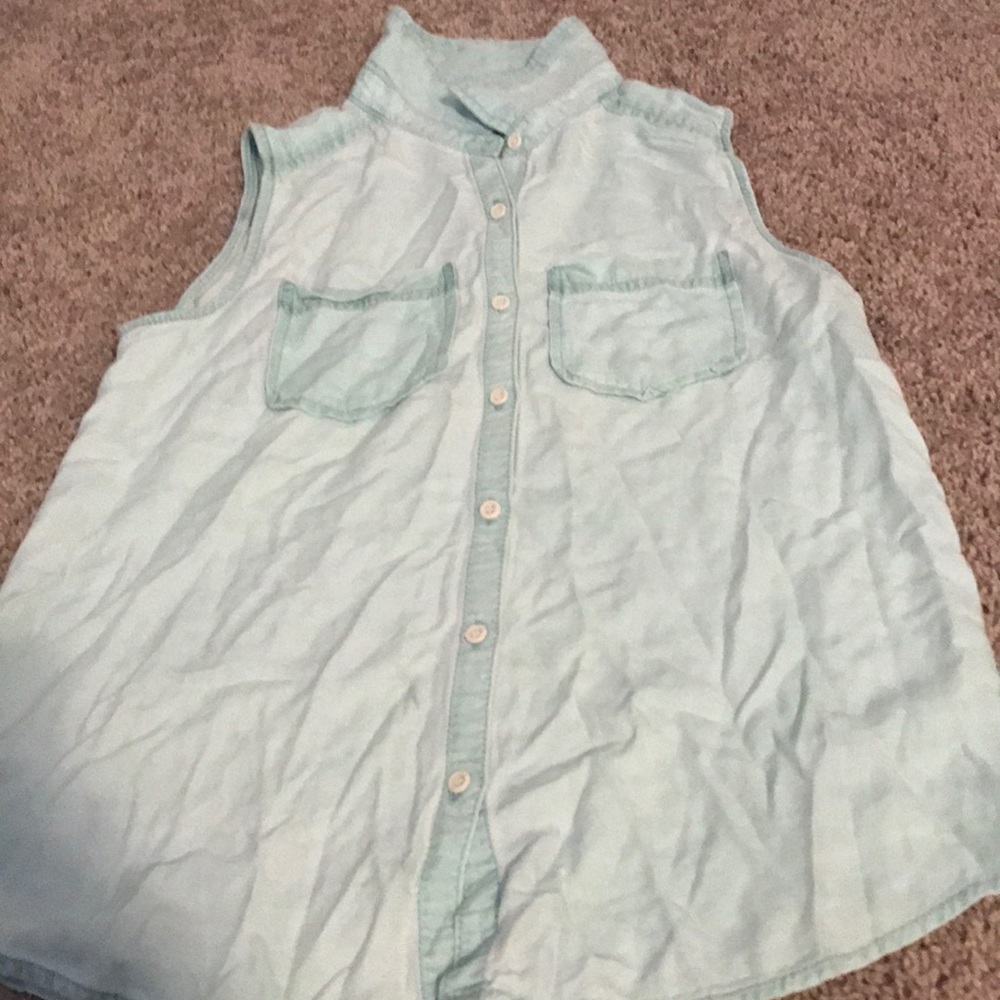 Rubbish sleeveless button shirt