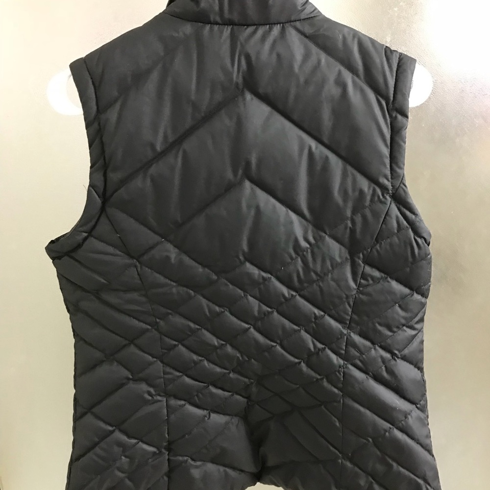 Vest - Picture 3 of 3