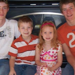 Meet your Posher, Sherry