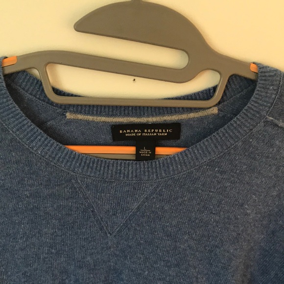 Large Banana Republic Sweater - Picture 2 of 3