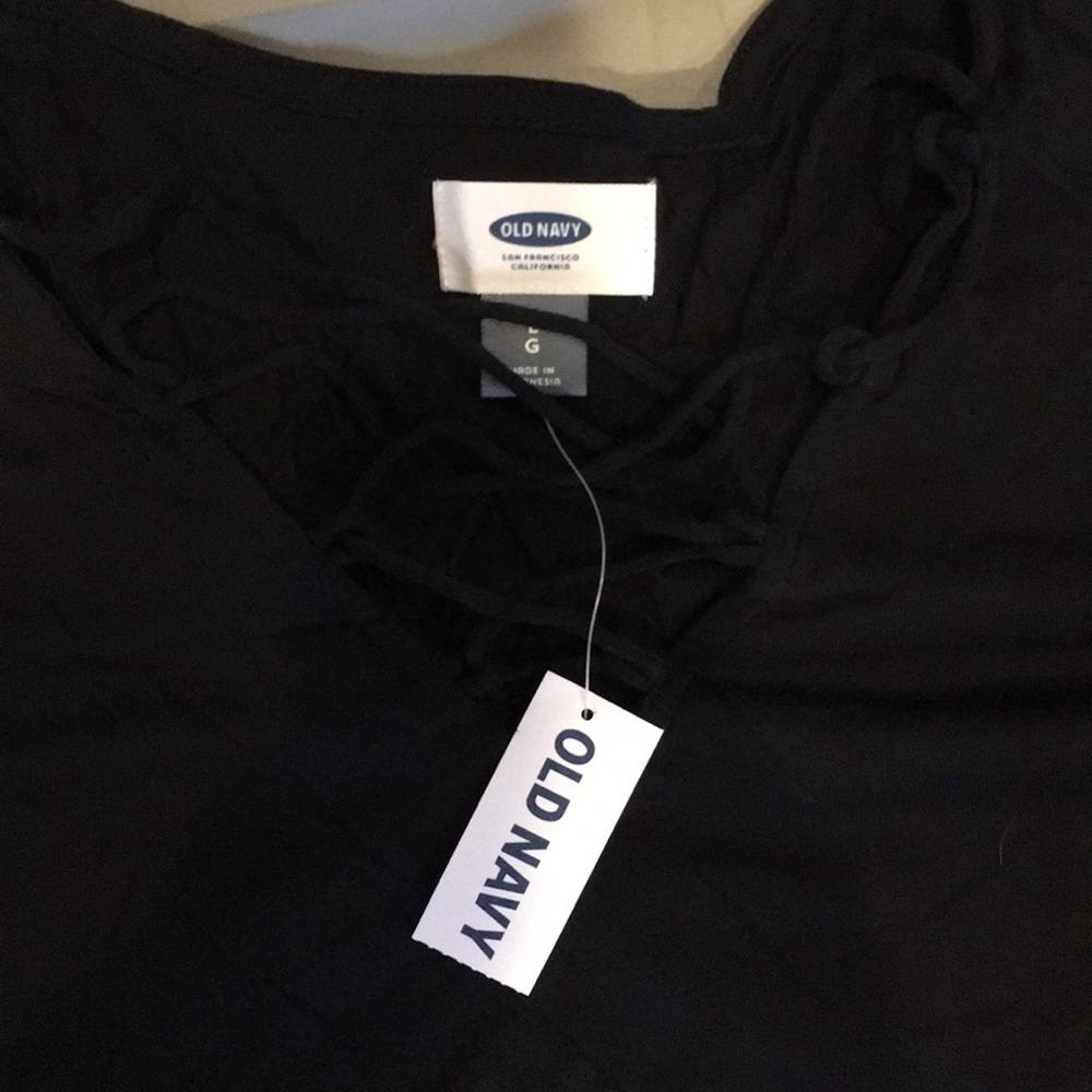 Black long sleeve tee with ties in the front