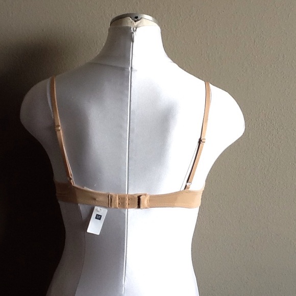 Gap Body Low Cut Wireless Demi,Zero visibility NWT - Picture 2 of 2