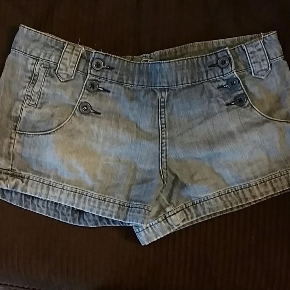 American Eagle blue jean shorts