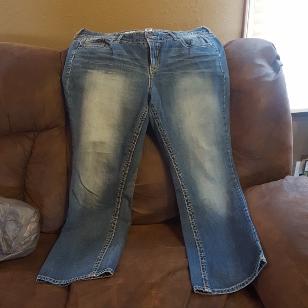 Maurices jeans size 20 short