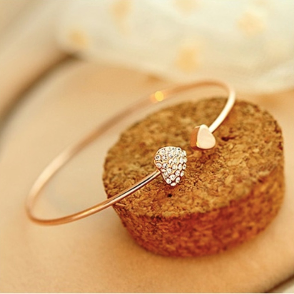 Fashion Adjustable Double Heart Bracelet - Picture 3 of 3