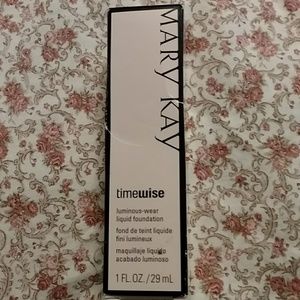 Mary Kay timewise luminous foundation