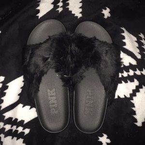 NWOT VS PINK Cross Fur Slide Slipper
