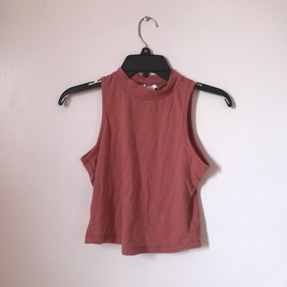 Cropped Tank From Q