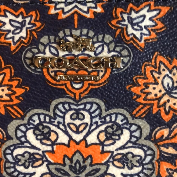 Coach wristlet. - Picture 2 of 3