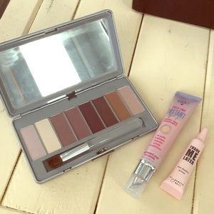 PUR COSMETICS PALLETE