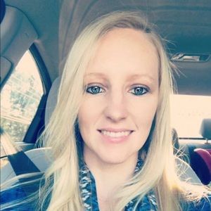 Meet your Posher, Sharon