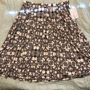 NWT LuLaRoe Large Madison Skirt