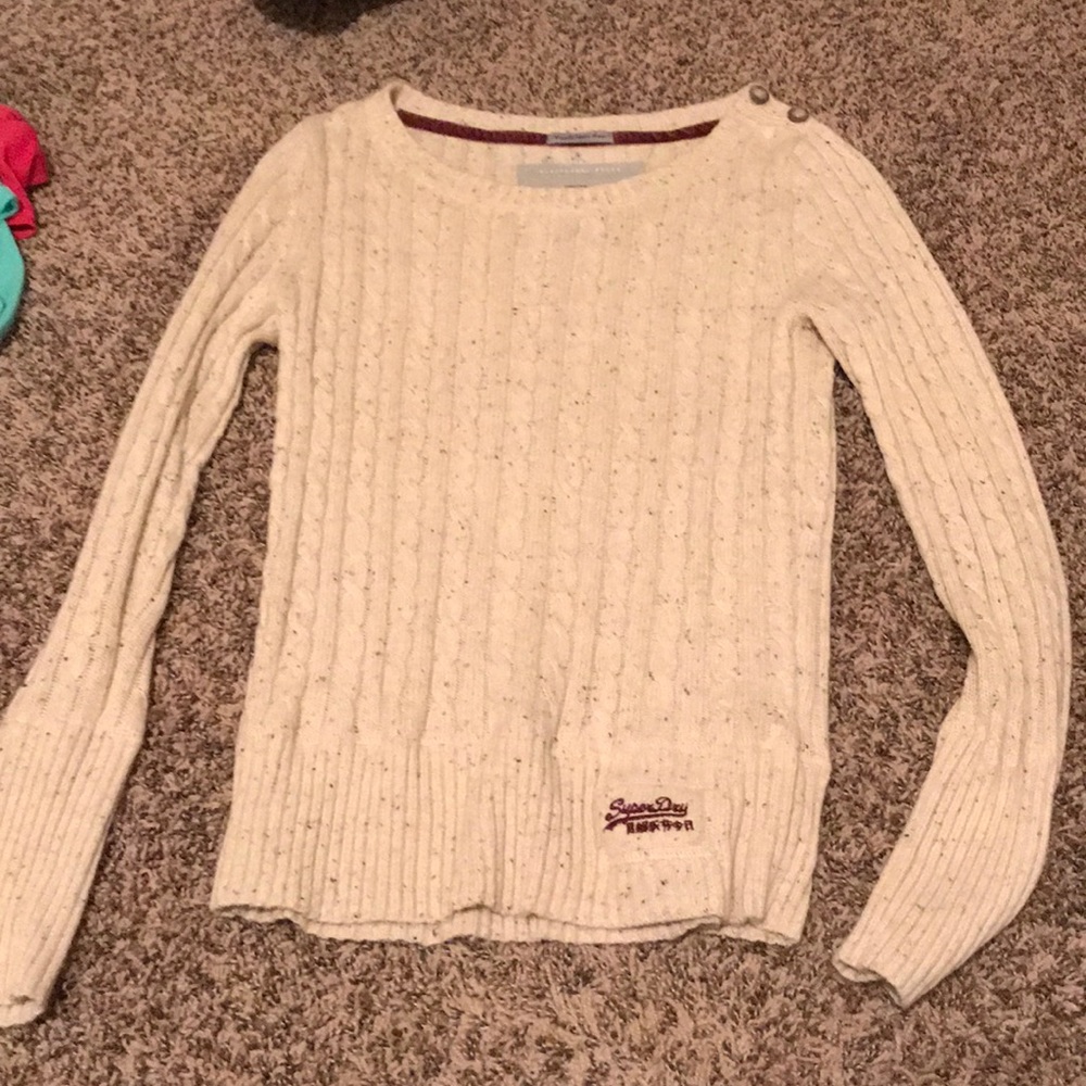 Women’s sweater