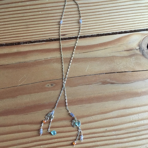 Pretty beaded necklace - Picture 2 of 2